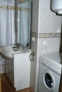 Отель Thalassa - 2*